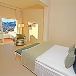 Manastir & Ξενοδοχείο Αλικαρνασσός