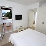 Manastir & Ξενοδοχείο Αλικαρνασσός
