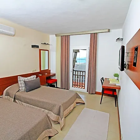Otel Manastir & 4*
