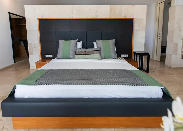 Manastir & 4* Bodrum