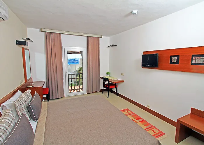 Manastir &